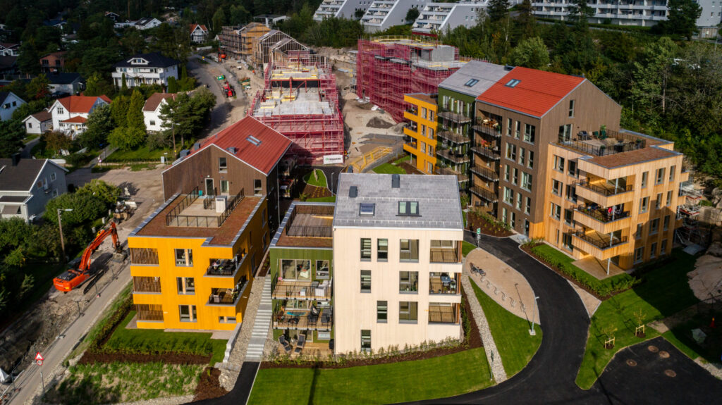 Dronebilde av byggetrinn 3 i Fargerlia boligprosjekt i Fredrikstad.